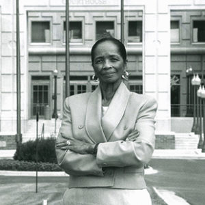 Headshot of Edna Mosley