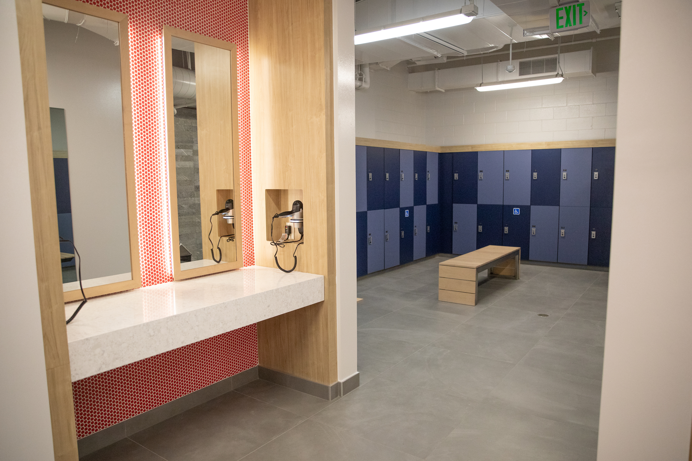hair dryers, mirrors, lockers and benches