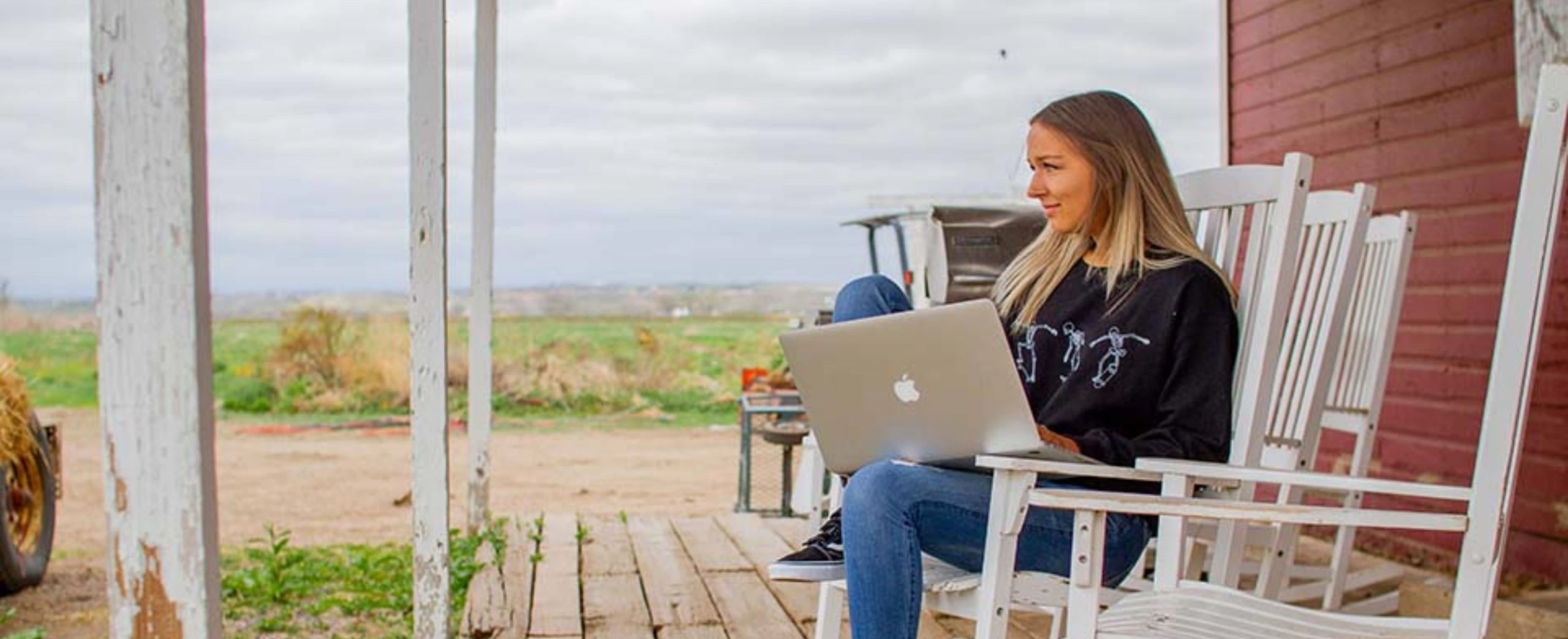 Online MSU Denver student learning outside the classroom
