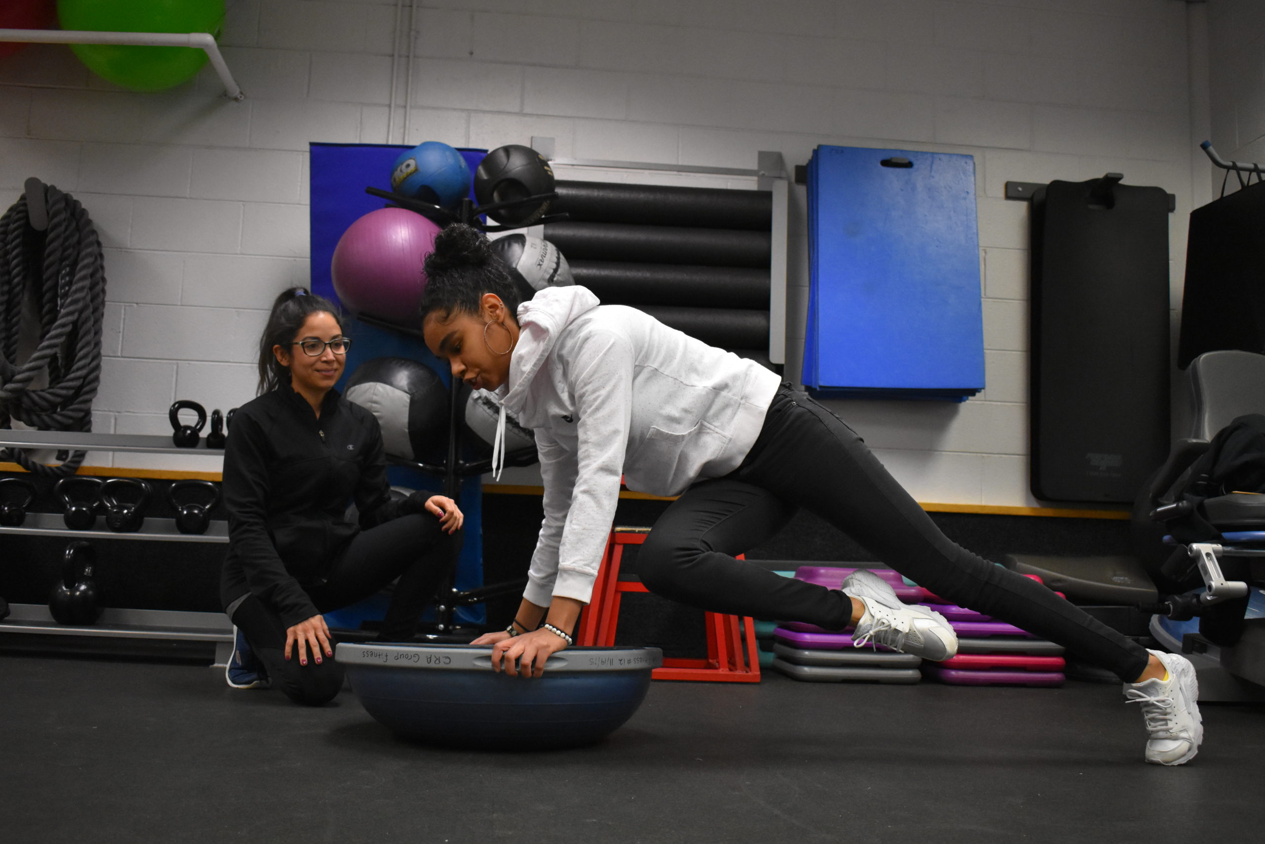 personal training session - Bosu plank