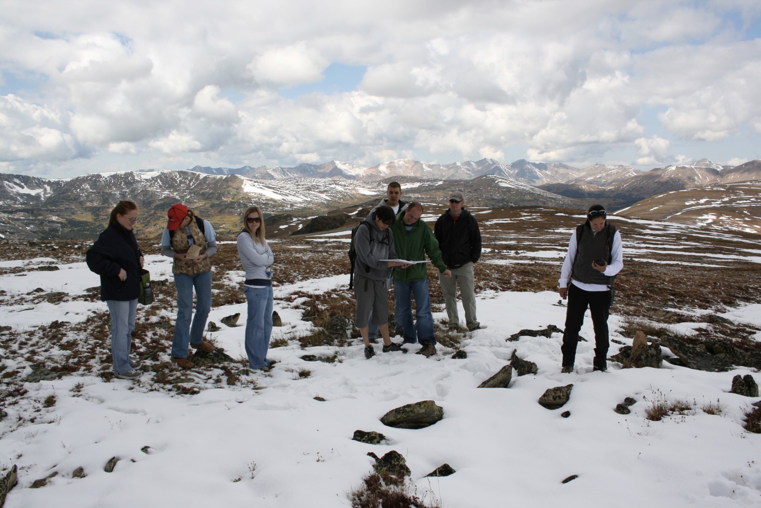 Students and faculty look for a location at Rocky Mountain National Park