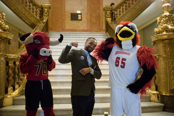 rowdy and others posing by stairs