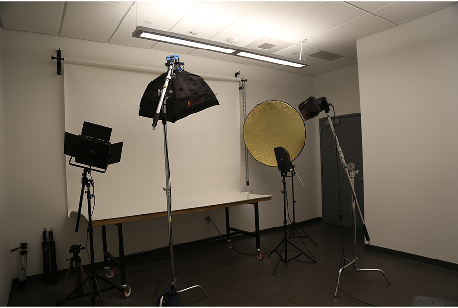 AES Photo lab