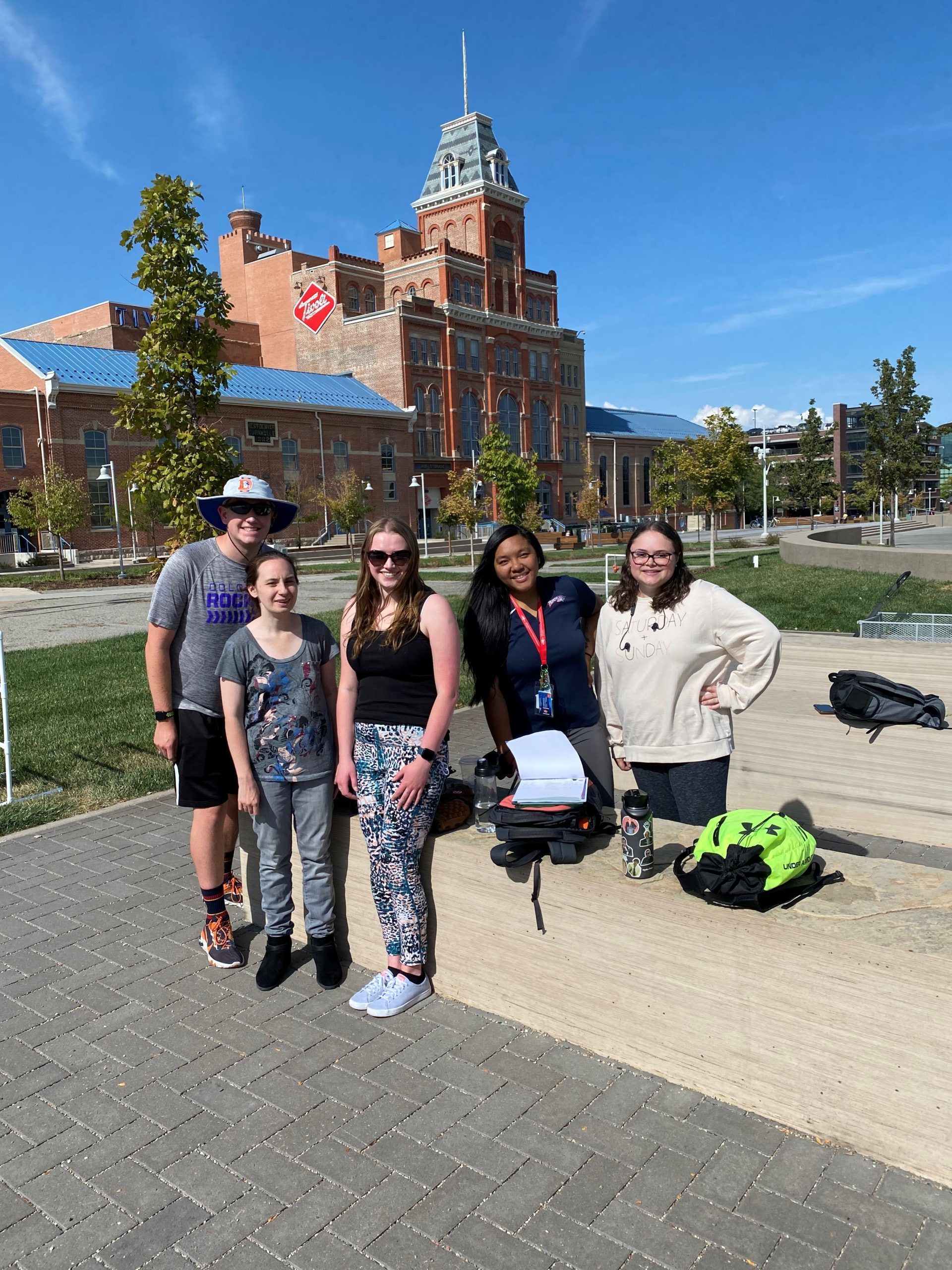 Lunch and Lawn Games Event Fall 2021