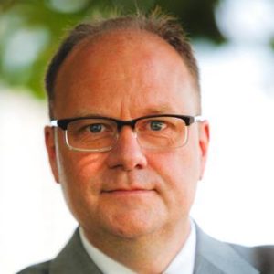 Richard Moeller headshot