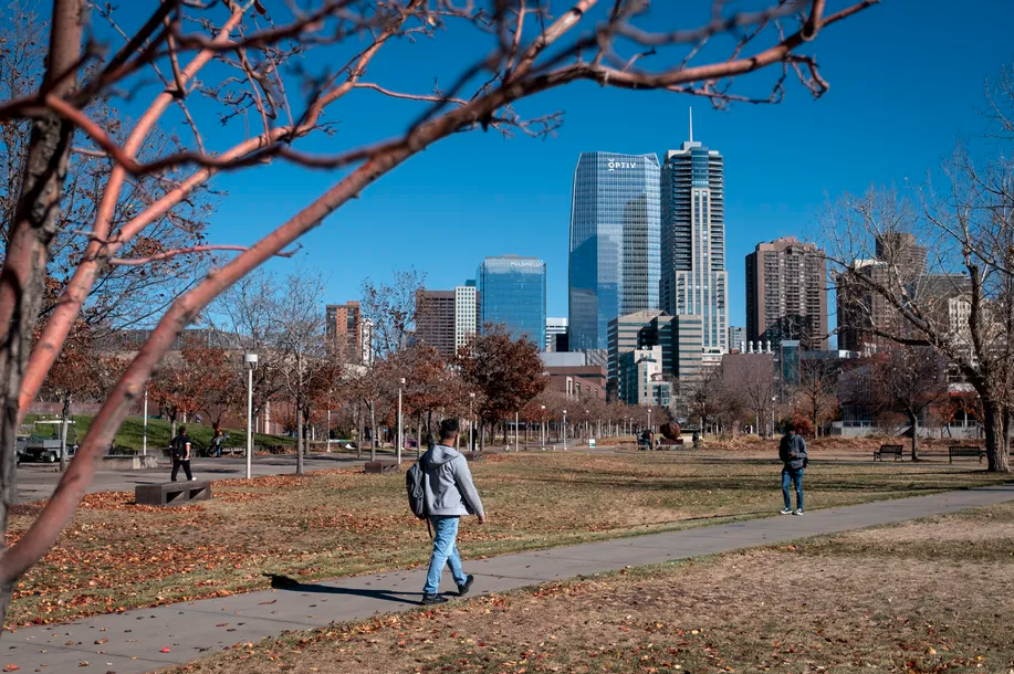 Students walking on Auraria Campus | Photo by Eli Imadali, Chalkbeat