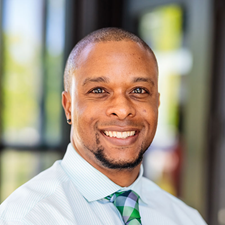 Headshot of Nahum Kisner