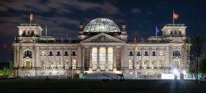 Berlin_Reichstag_building_at_night_-_2013