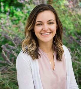 Elizabeth_Chaney_Headshot