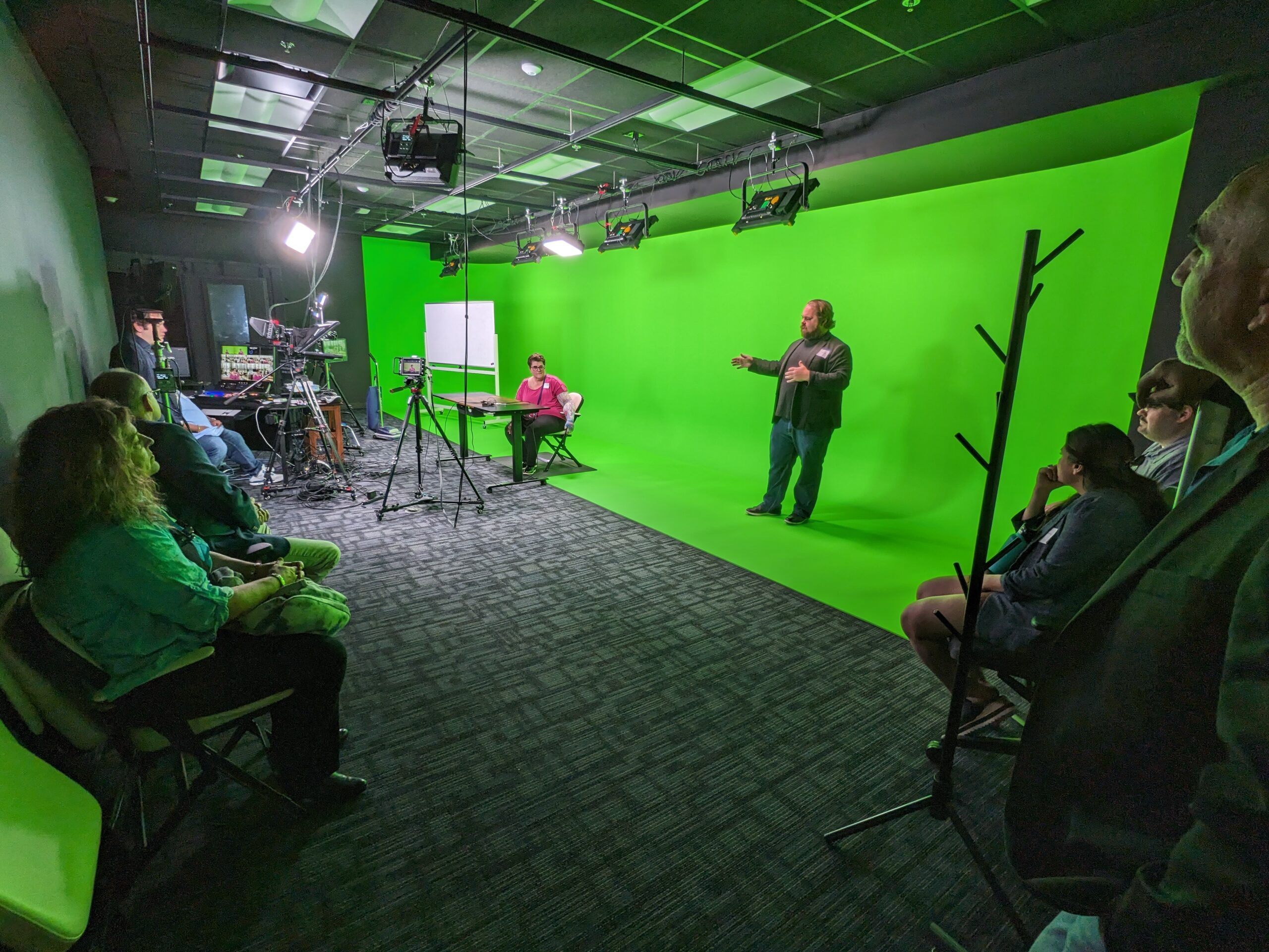 Faculty attend a CTLD studio tour during the Celebration of Faculty
