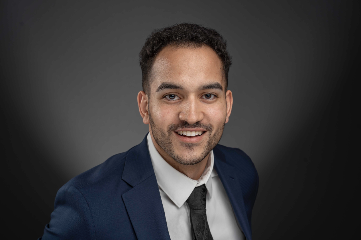 Kevin Roman - current MPAcc student headshot