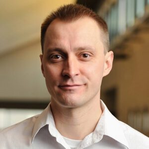 headshot of Adam Bartczak