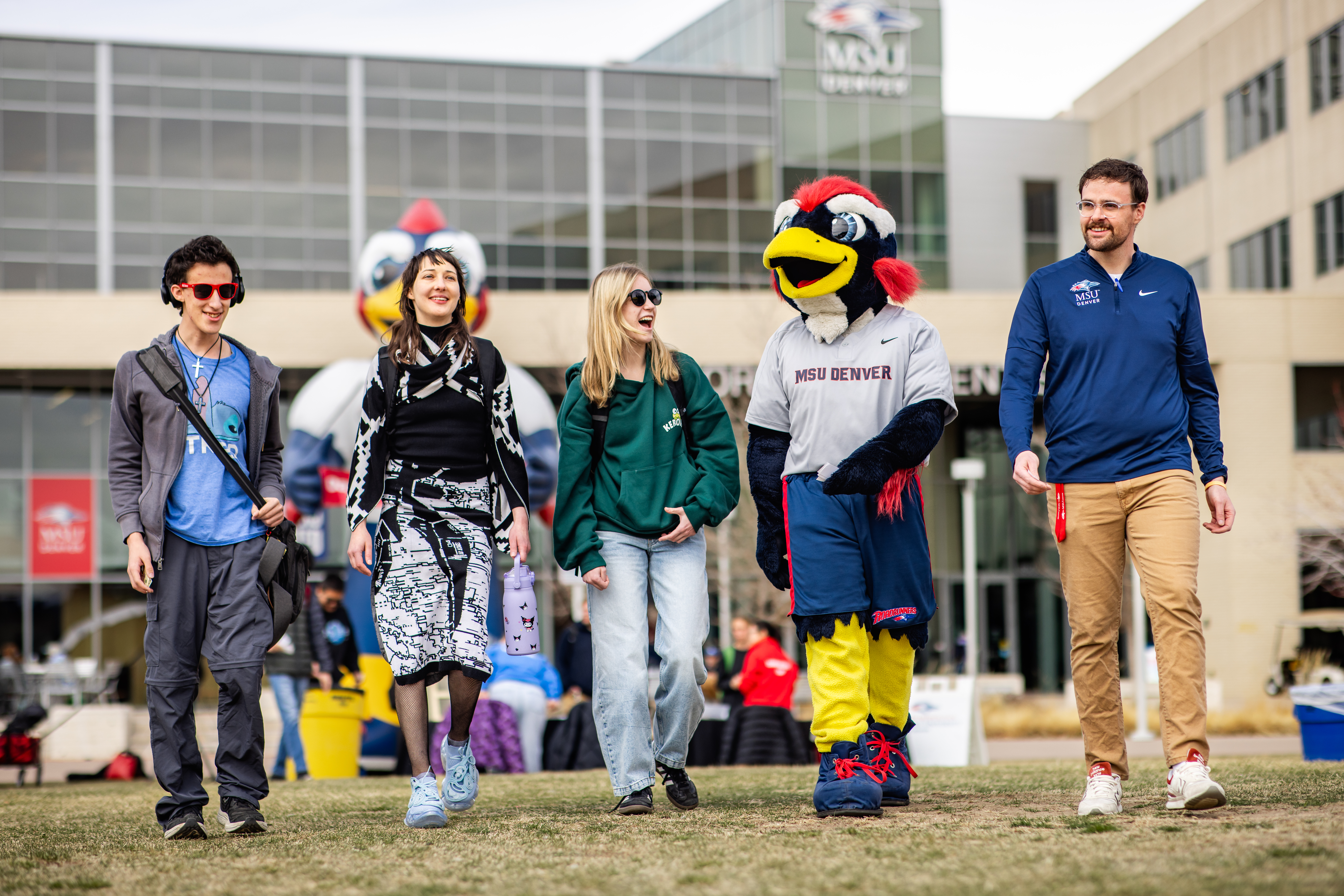 Students and Rowdy at Day of Giving