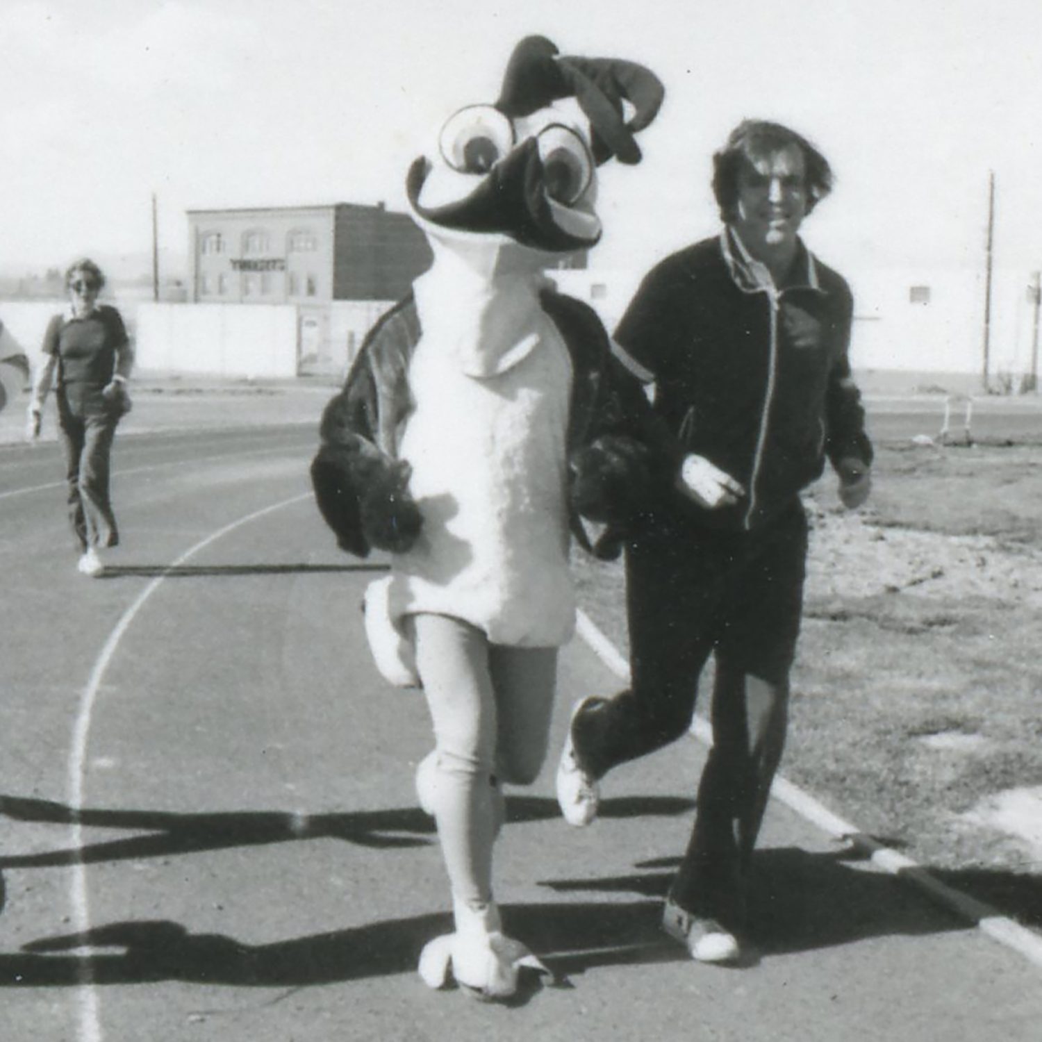 1980_Nov8_Rowdy_jogging_PresMacIntire_Jog-a-thon_Photos_01a_104