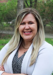 Headshot of Lindsey Wadle
