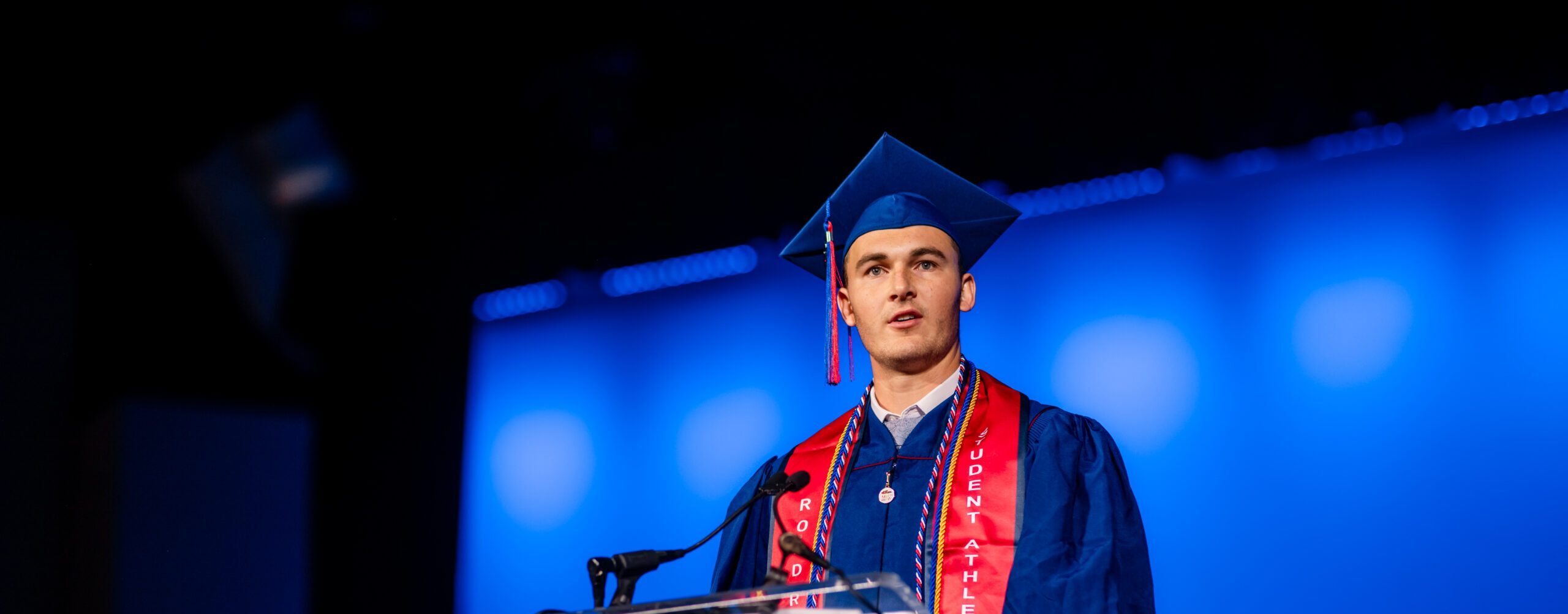 Noah Hannula speaking during the Commencement ceremony.
