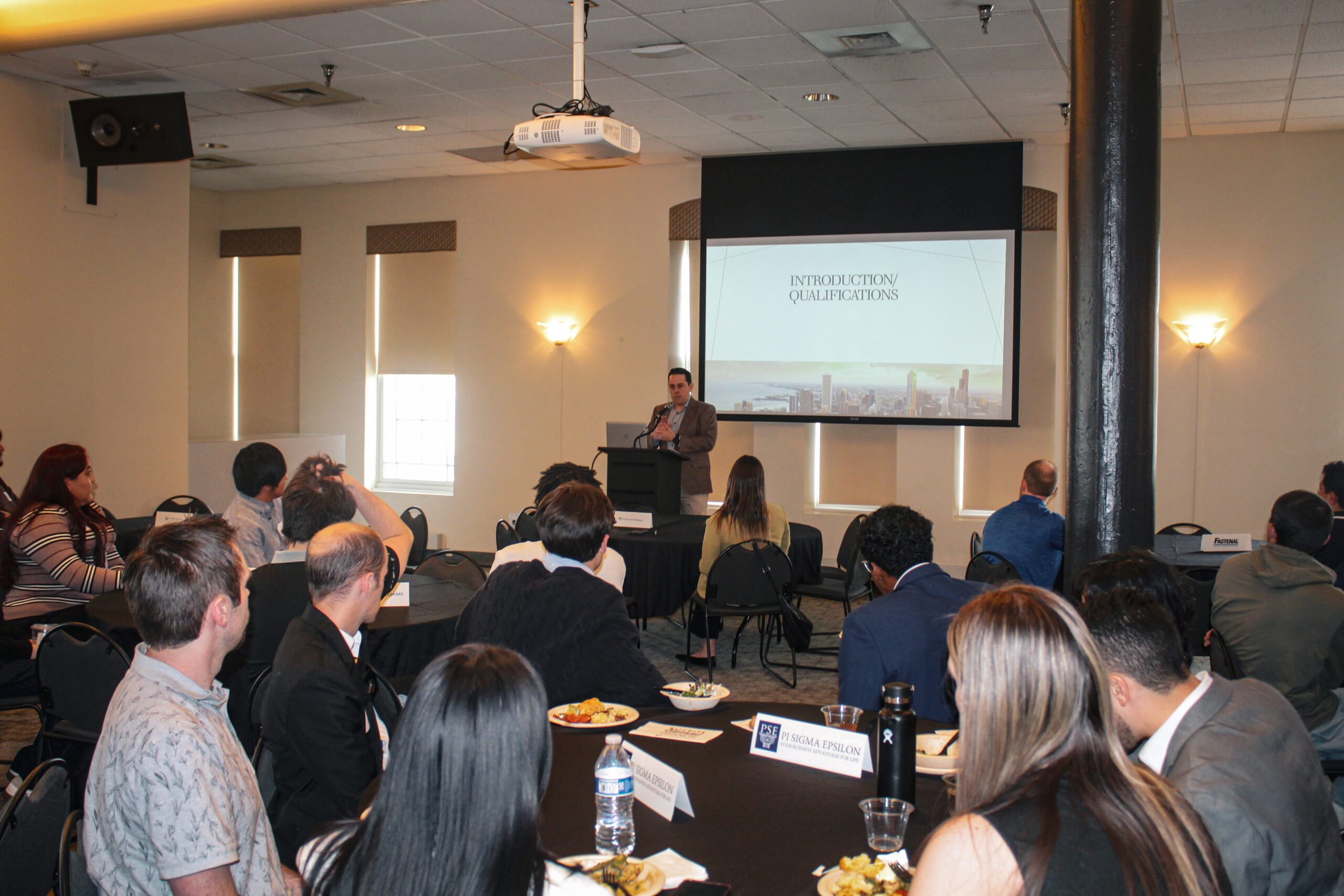 Professional Selling Meet and Greet. This is an overview shot of everyone at the event