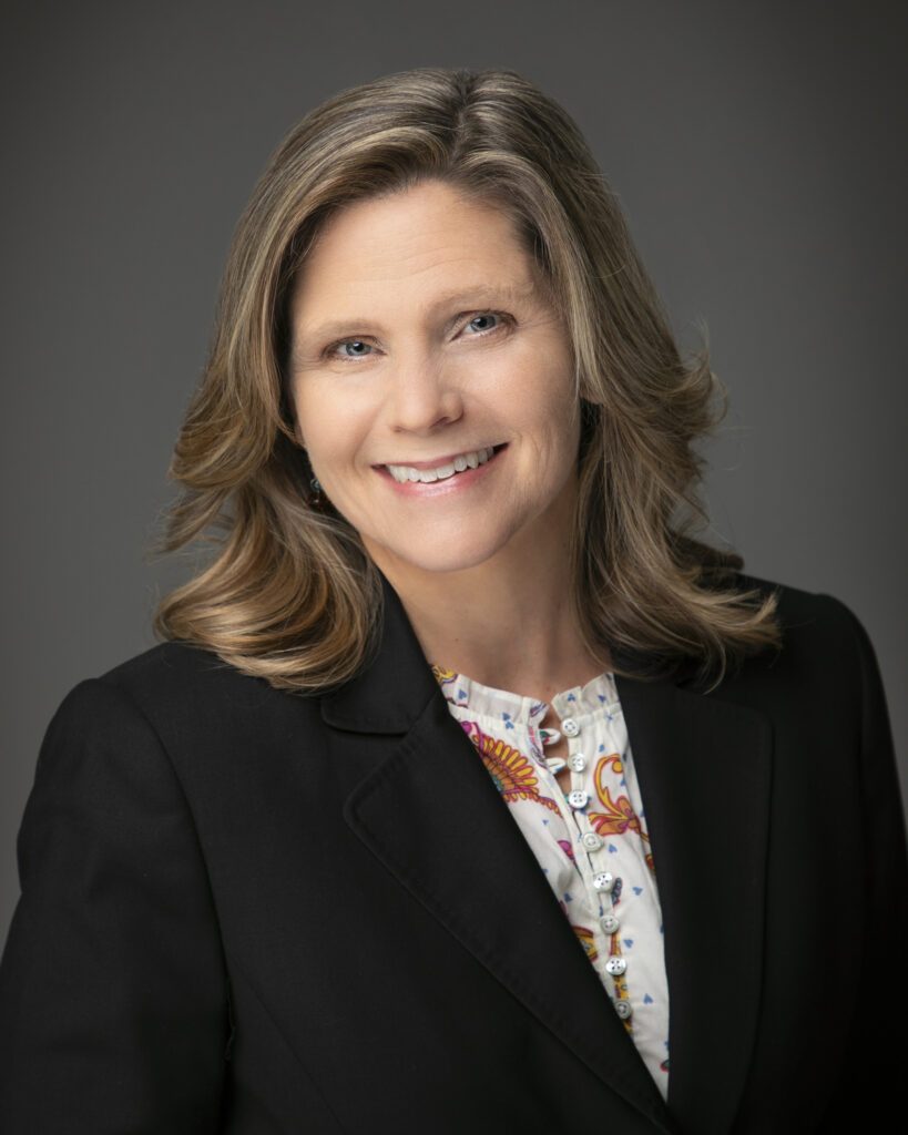 Headshot of Jess Retrum