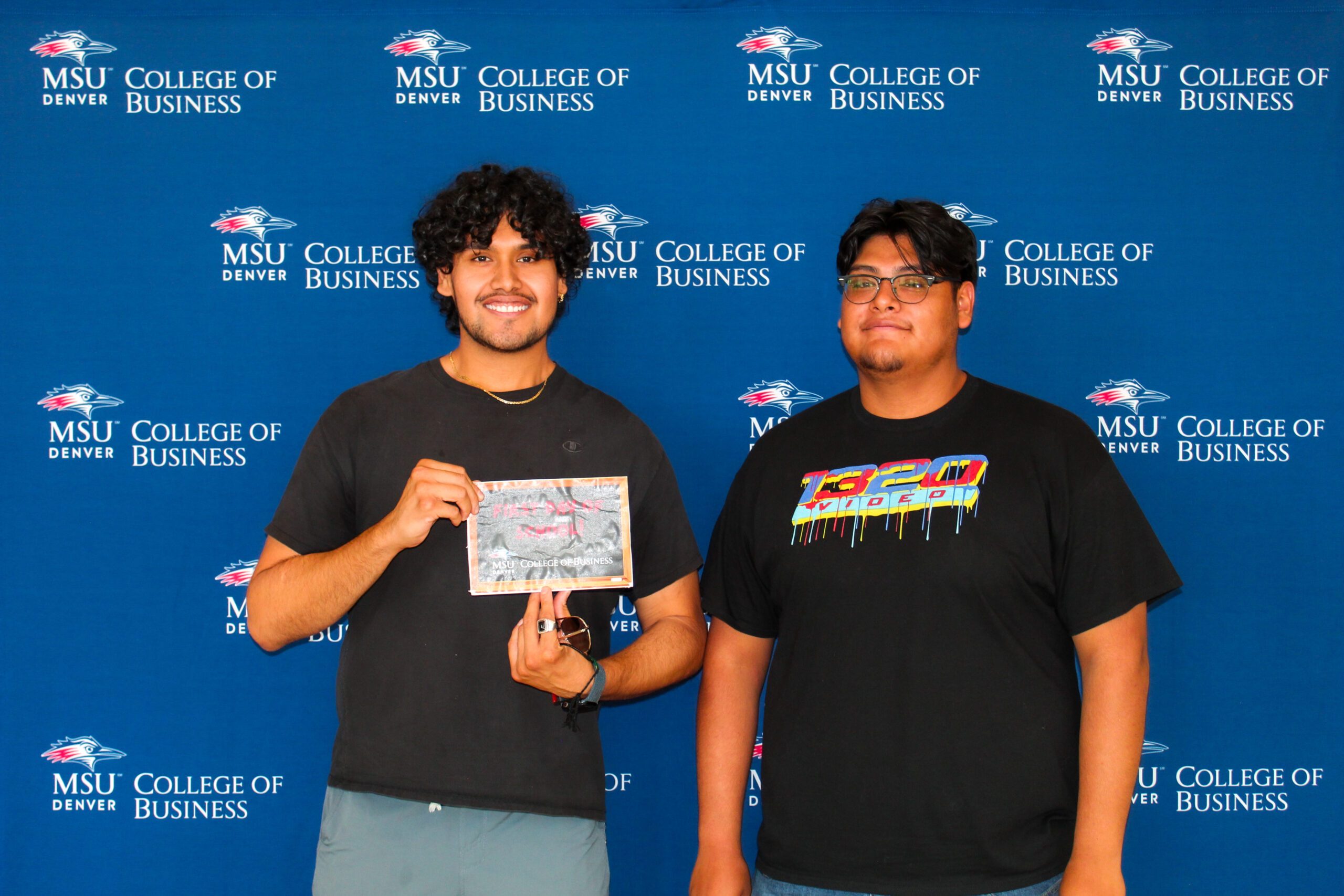 First day of School Picture of Students for the College of Business