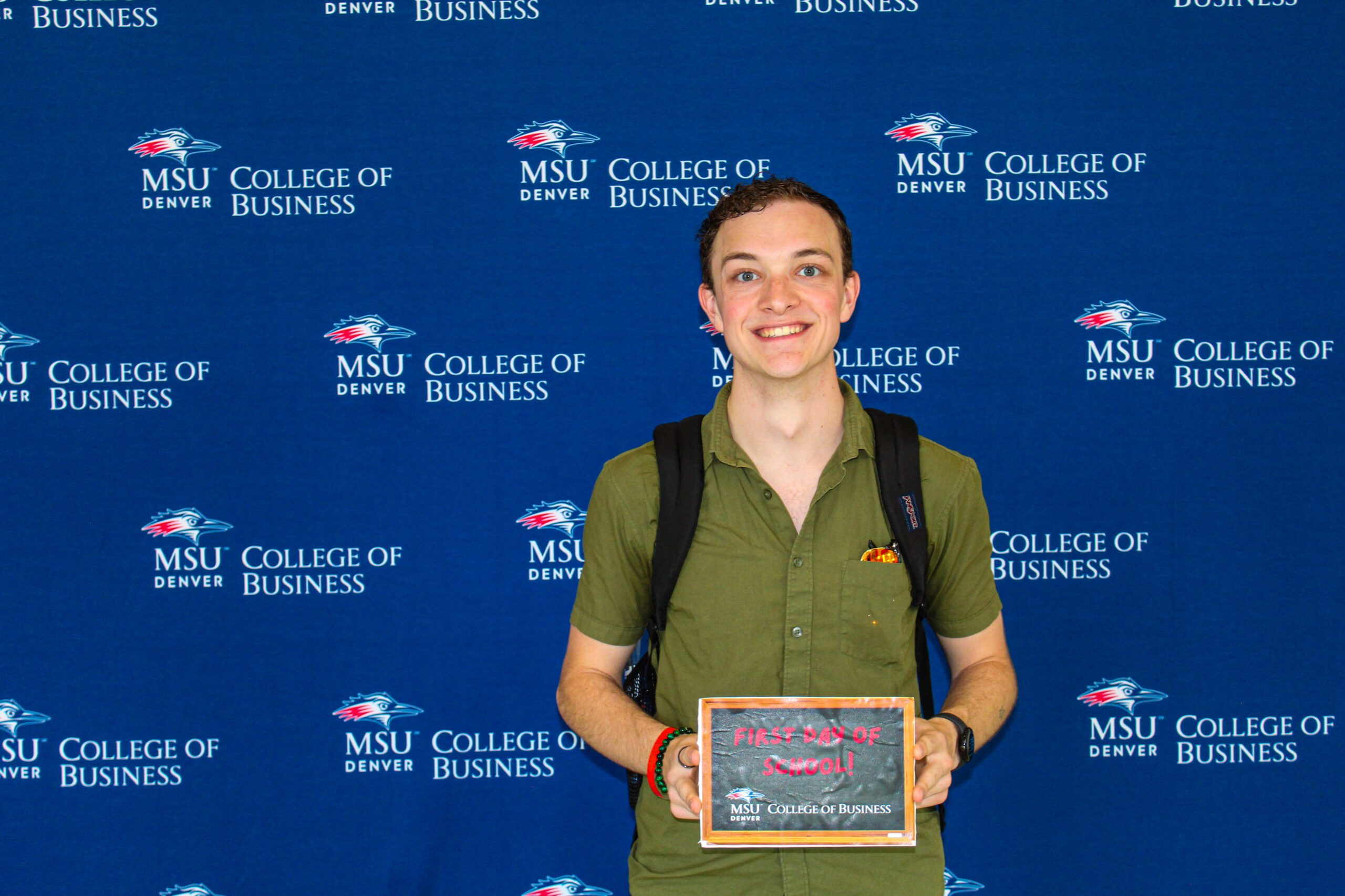 First day of School Picture of Students in the College of Business at MSU Denver