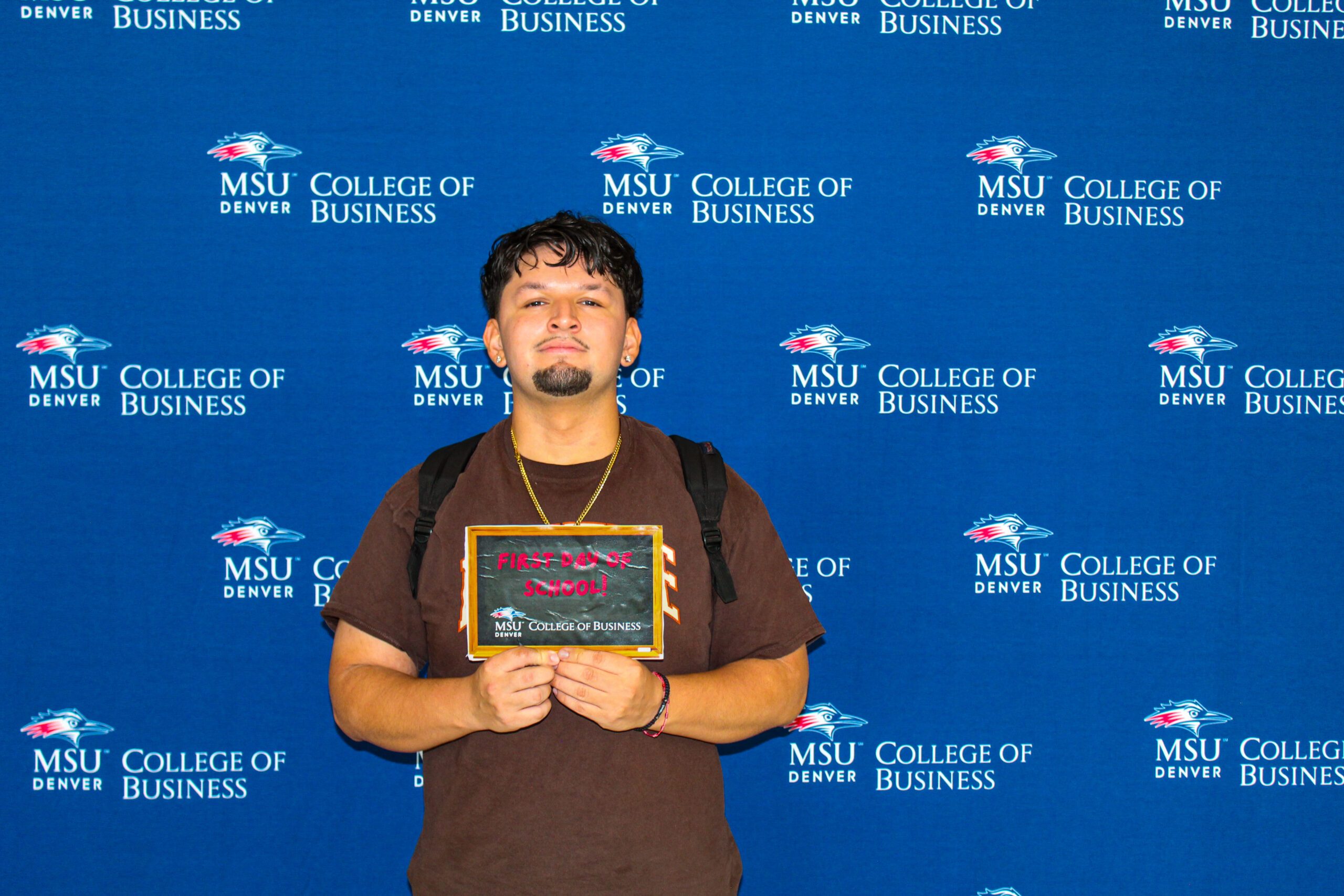 First day of School Picture of Students in the College of Business at MSU Denver