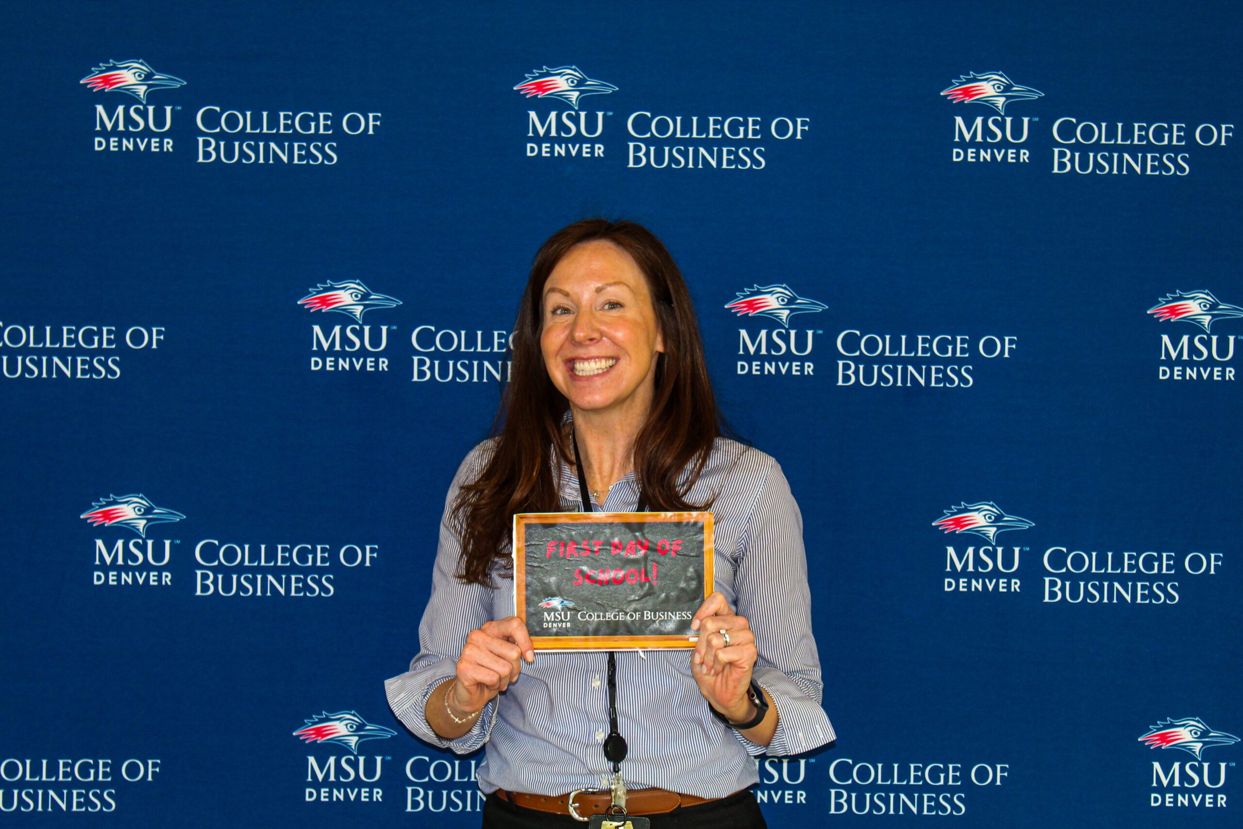 First day of School Picture of Students in the College of Business at MSU Denver