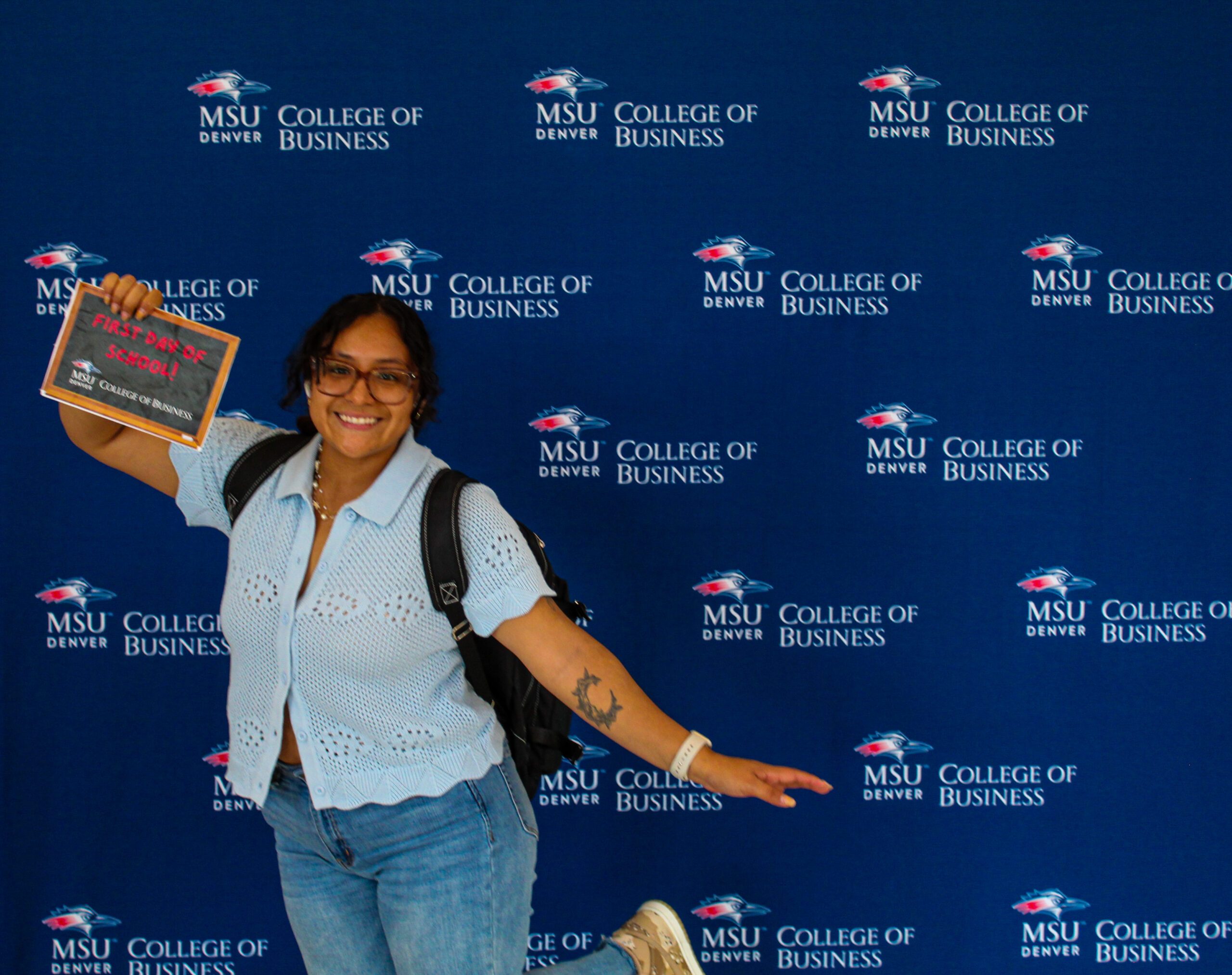 First day of School Picture of Students in the College of Business at MSU Denver