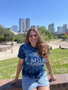 Photo off Rylee in front of Auraria campus