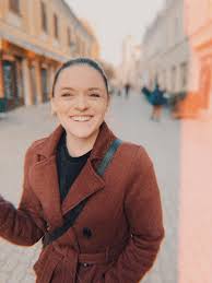 Headshot of IPS Program Alumni Jasmin Braund