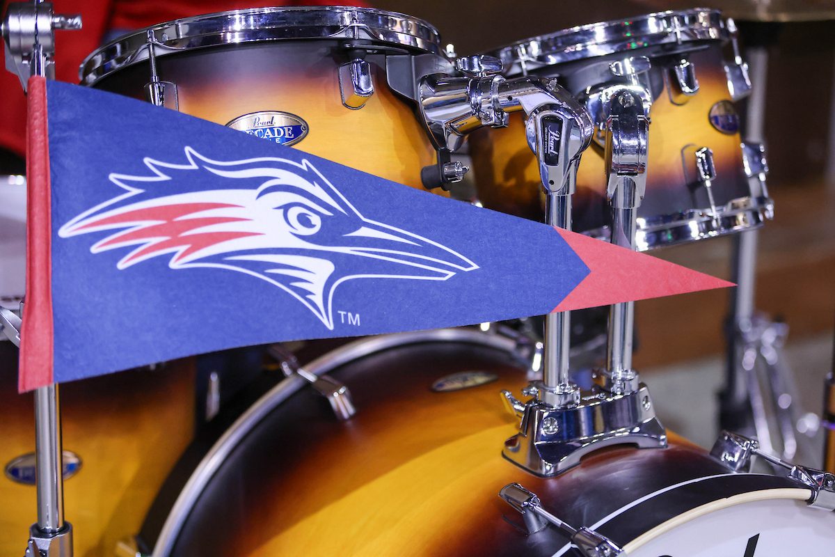 Metropolitan State University of Denver Volleyball claims the 2025 NCAA Division II women’s volleyball national championship Saturday, defeating Concordia–St. Paul 3–1 at the Sanford Pentagon in Sioux Falls, South Dakota.