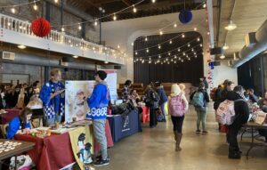 Students at tabling fair.