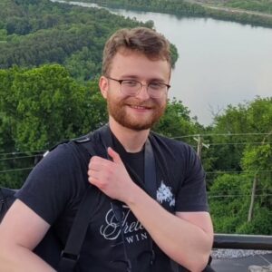 Headshot of Gavin VanHorn