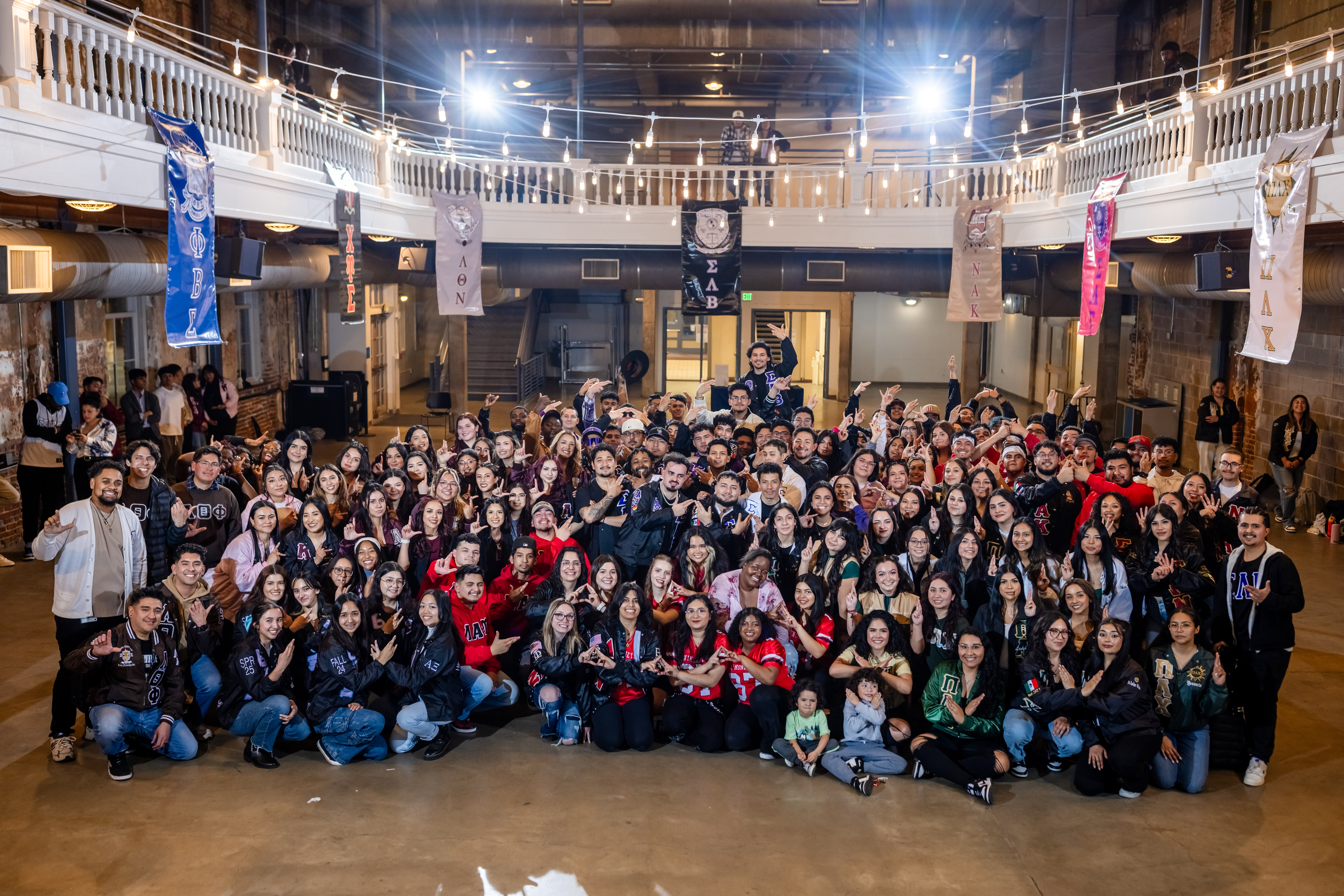 Yardshow participants in the Turnhalle