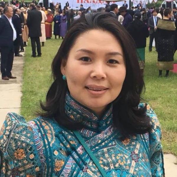 Headshot of Otgontugs Bayarrintsen, Master of Professional Accountancy (MPAcc)