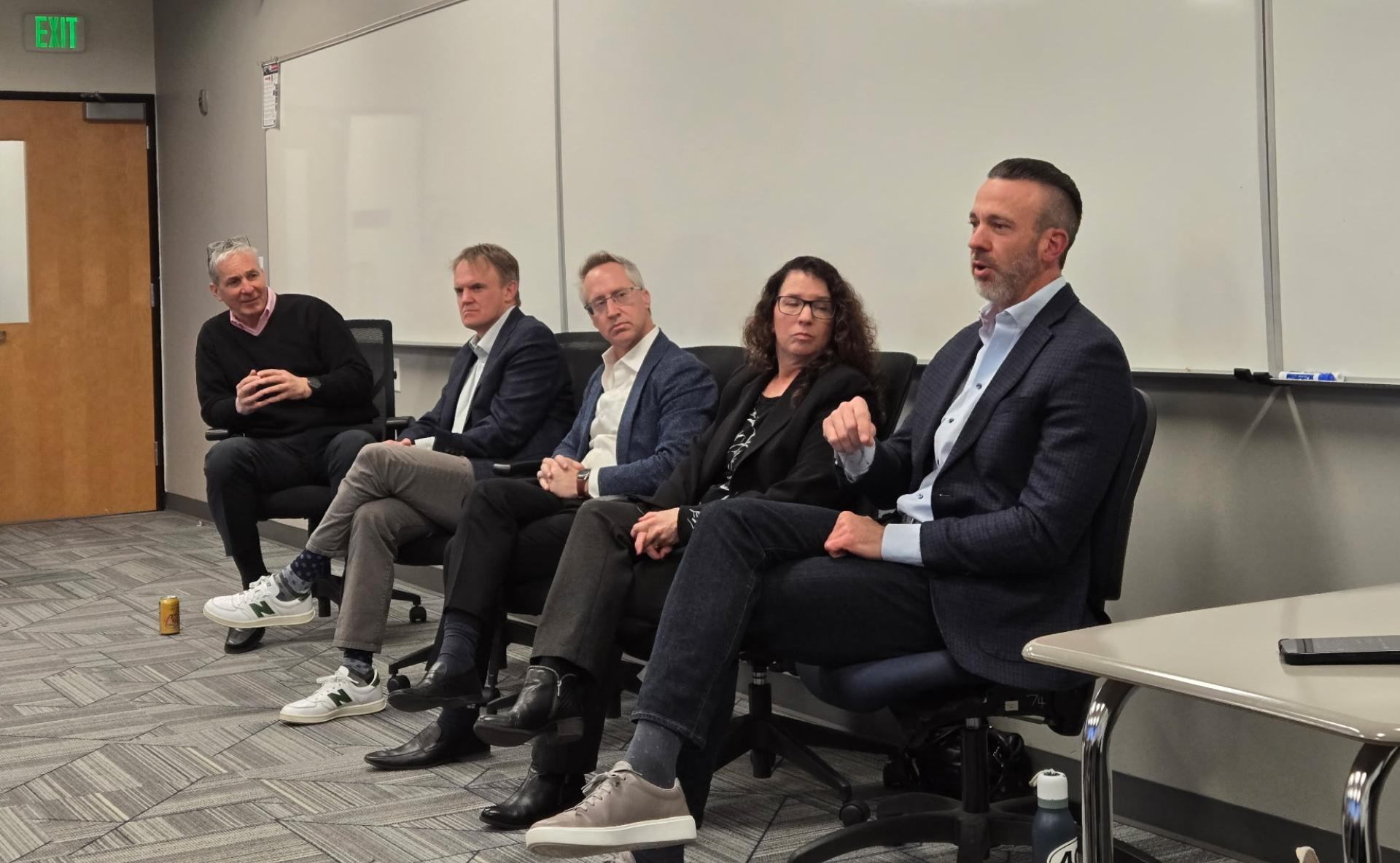 5 panelists talking with MSU Denver Finance Students