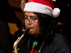 Luis Chan headshot