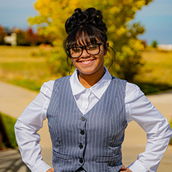 Mielle student worker with Psychological Sciences