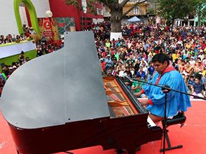 Romeyno Gutierrez performing on piano