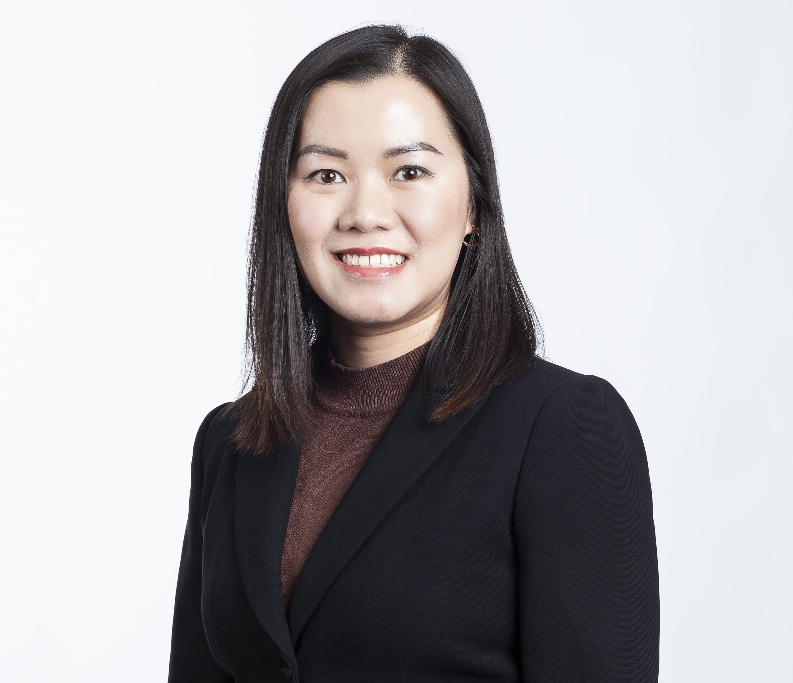 headshot - Jacki Mai (MPAcc alum)