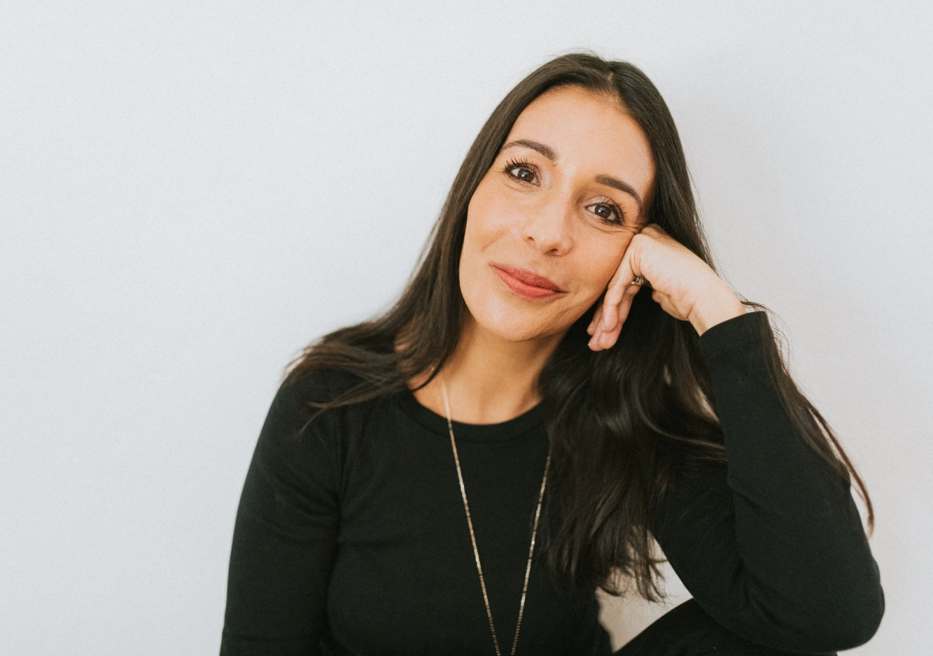 Mariana Esteves Headshot