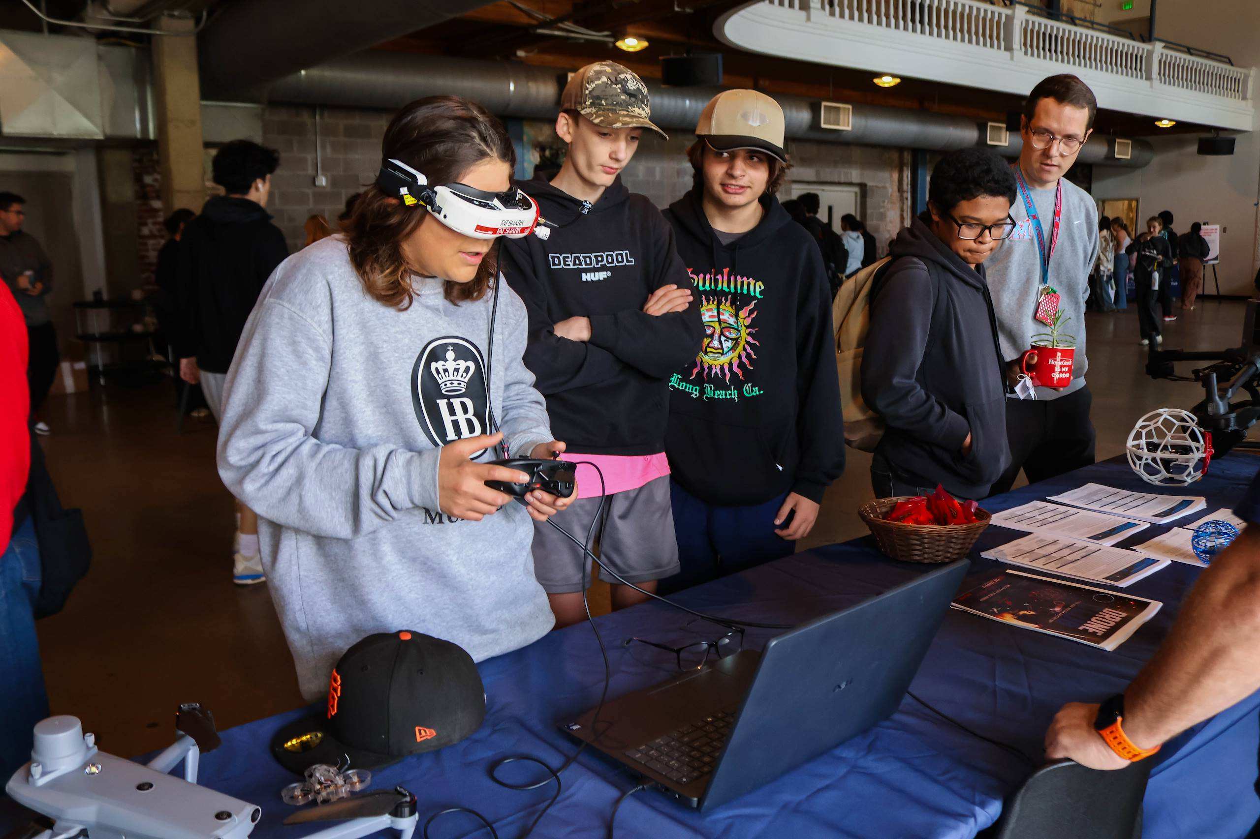 Students at Aviation and Aerospace Table